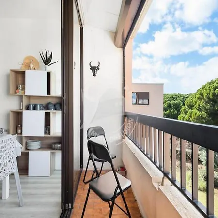 Studio For 5 People